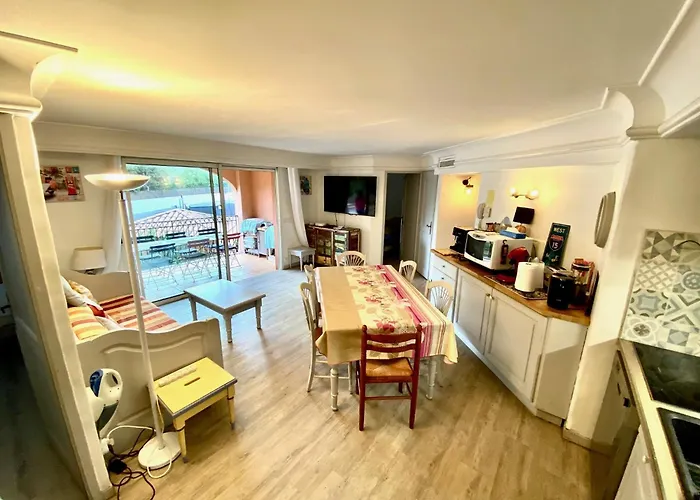 4 Etoiles Port Marine Sainte-Maxime