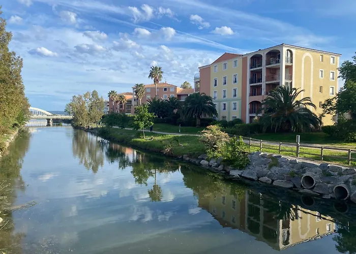 4 Etoiles Port Marine Apartmán *